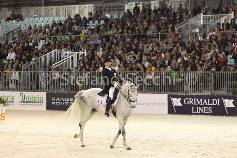 DUPERDU_PASSE PARTOUT_MILANO_2011_SS3_9599.jpg